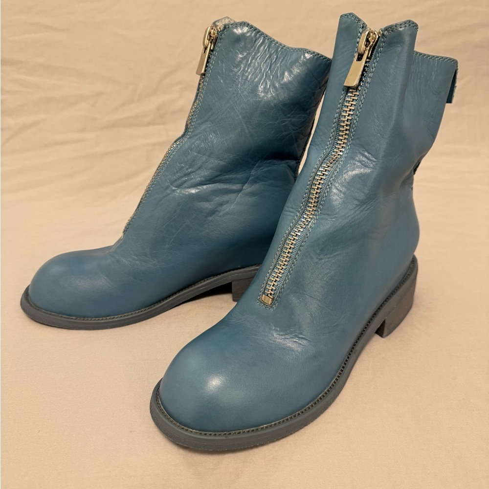 Front Zip Blue Leather Ankle Boots - Size 37